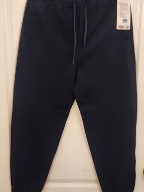 NWT lululemon athletica Men's Deep Navy Drawstring Steady State Joggers